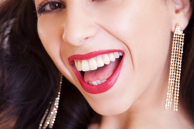 Nowoczesne metody leczenia zębów – co stomatologia oferuje dzisiaj?
