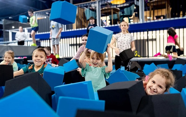 Nietypowe imprezy integracyjne w Warszawie – wzbogać życie firmowe o oryginalne atrakcje